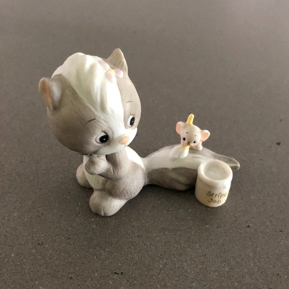 Vintage Precious Moments "Brighten Someone's Day" Figurine